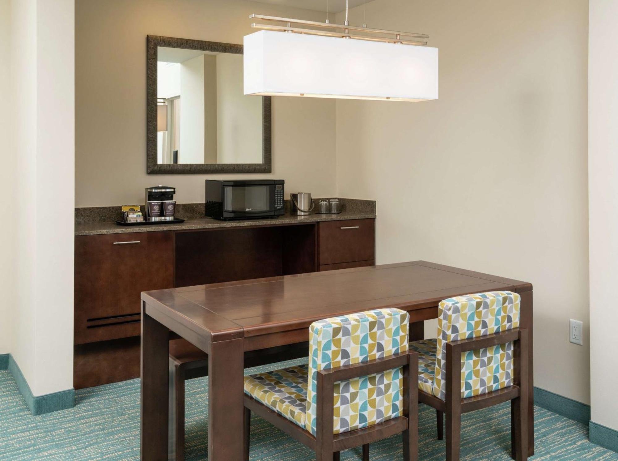 ดับเบิลทรี บาย ฮิลตัน ไมอามี โดรัล Hotel Sweetwater ภายนอก รูปภาพ